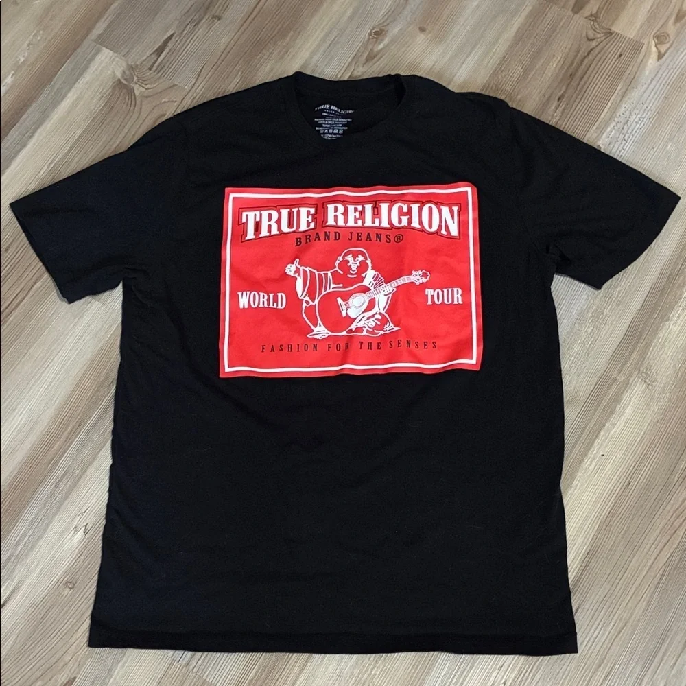 True Religion Men’s Graphic T-shirt Black red Short sleeves Size L NWOT